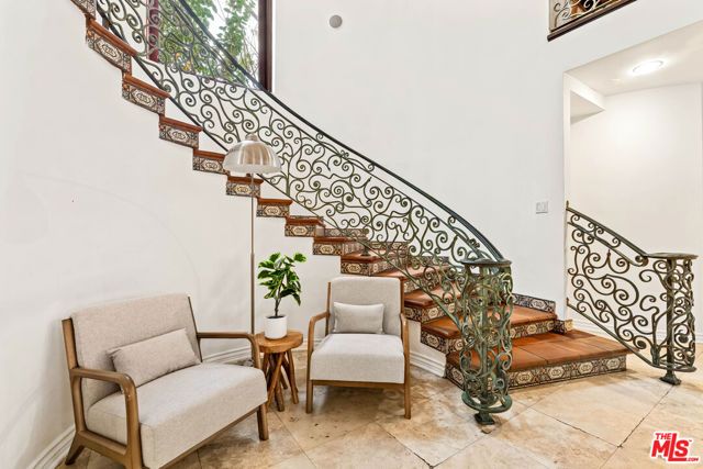 12109 MAXWELLTON Road, Studio City (los Angeles), CA 91604