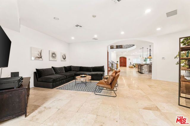 12109 MAXWELLTON Road, Studio City (los Angeles), CA 91604