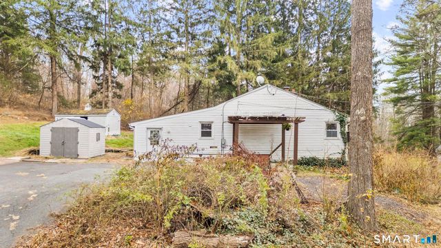 523 Chamberlain Hill Road, Haddam, CT 06441