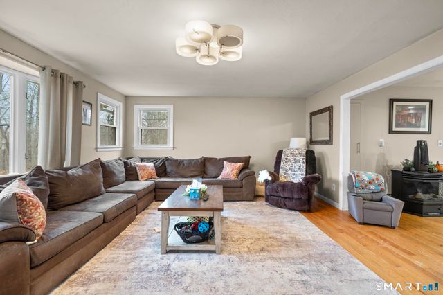 523 Chamberlain Hill Road, Haddam, CT 06441