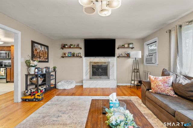 523 Chamberlain Hill Road, Haddam, CT 06441