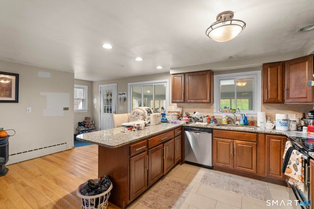 523 Chamberlain Hill Road, Haddam, CT 06441