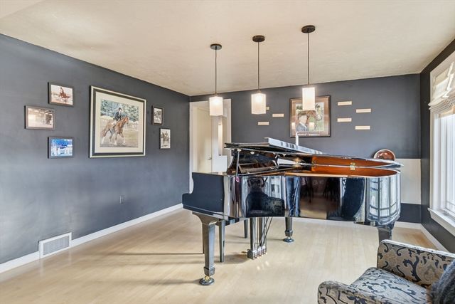 659 Hall Hill Rd, Somers, CT 06071