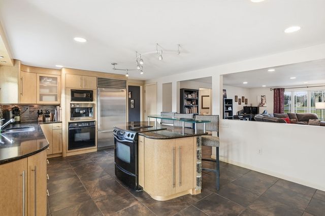 659 Hall Hill Rd, Somers, CT 06071