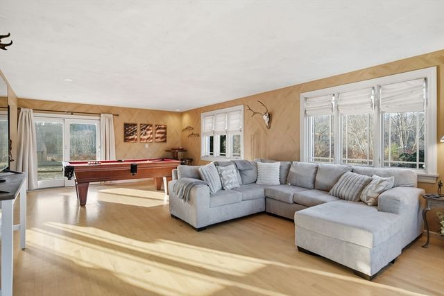 659 Hall Hill Rd, Somers, CT 06071