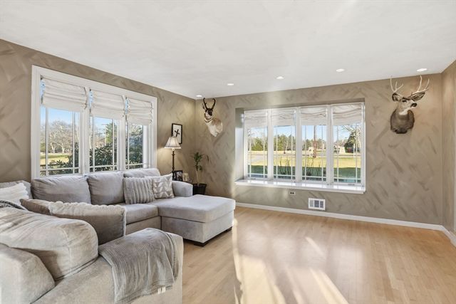 659 Hall Hill Rd, Somers, CT 06071