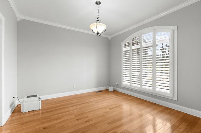 63 Fawn Ln, Paris, TN 38242