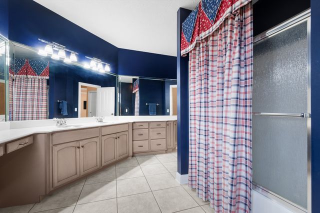 63 Fawn Ln, Paris, TN 38242