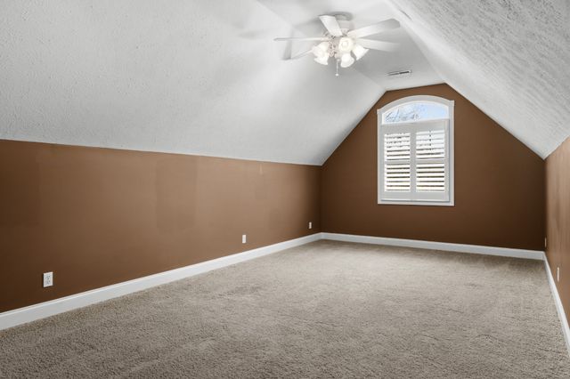 63 Fawn Ln, Paris, TN 38242