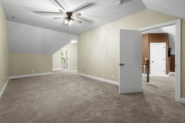 63 Fawn Ln, Paris, TN 38242