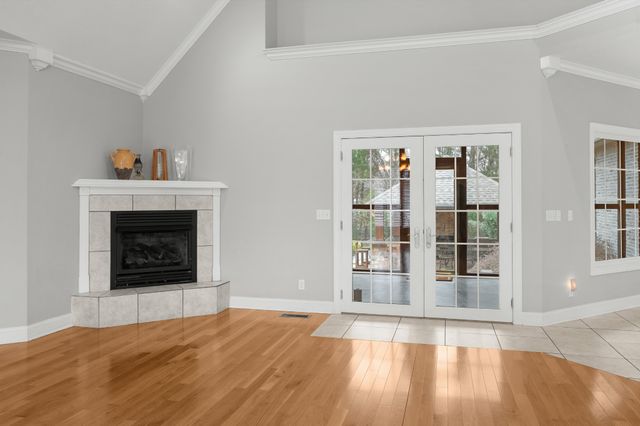 63 Fawn Ln, Paris, TN 38242