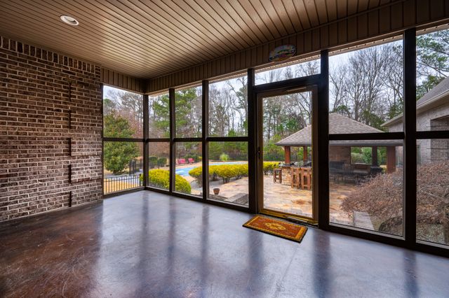 63 Fawn Ln, Paris, TN 38242