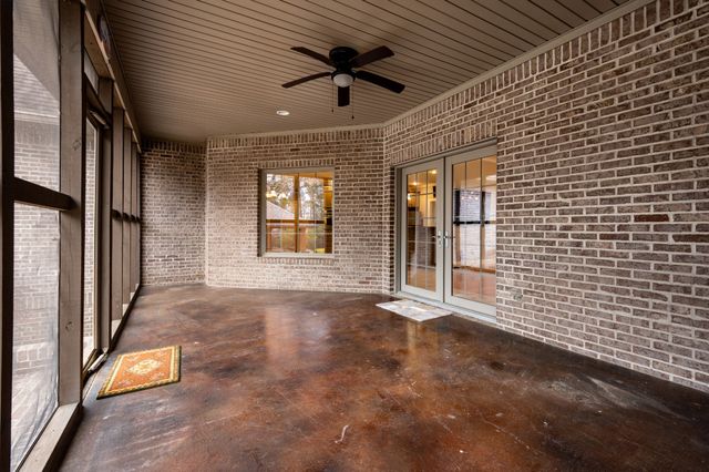 63 Fawn Ln, Paris, TN 38242