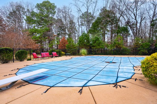 63 Fawn Ln, Paris, TN 38242