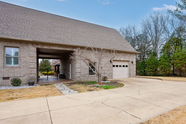 63 Fawn Ln, Paris, TN 38242