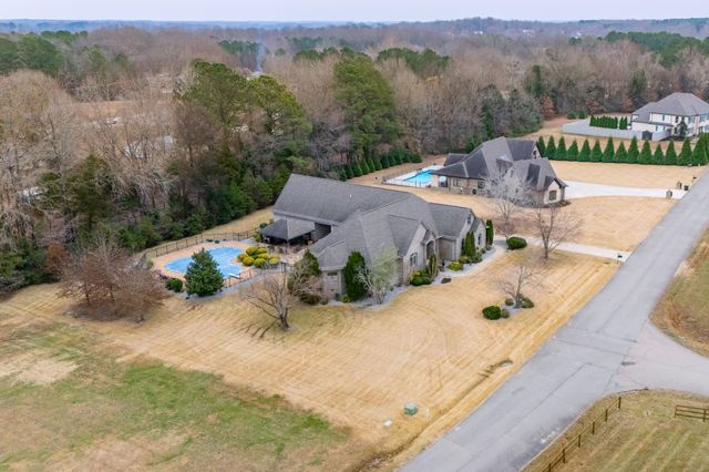 63 Fawn Ln, Paris, TN 38242