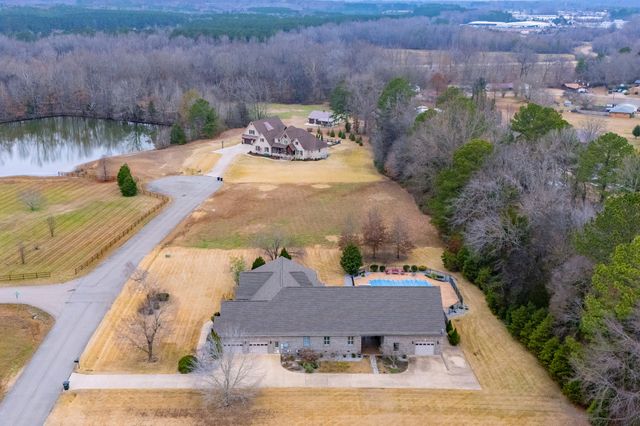 63 Fawn Ln, Paris, TN 38242