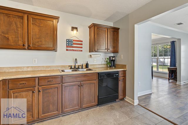 137 Pine View Drive SE, Ludowici, GA 31316