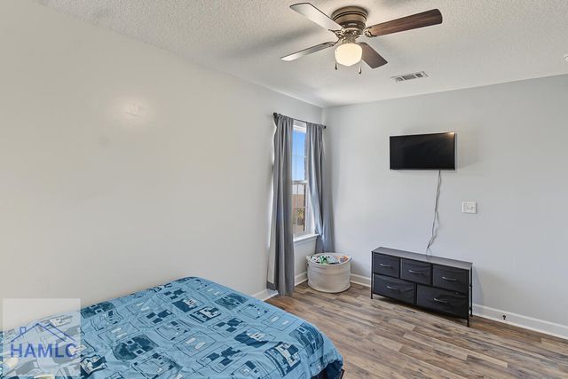 137 Pine View Drive SE, Ludowici, GA 31316