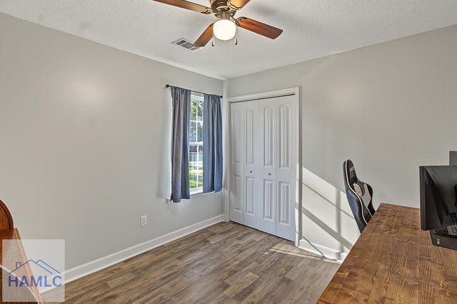137 Pine View Drive SE, Ludowici, GA 31316