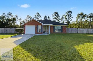 137 Pine View Drive SE, Ludowici, GA 31316
