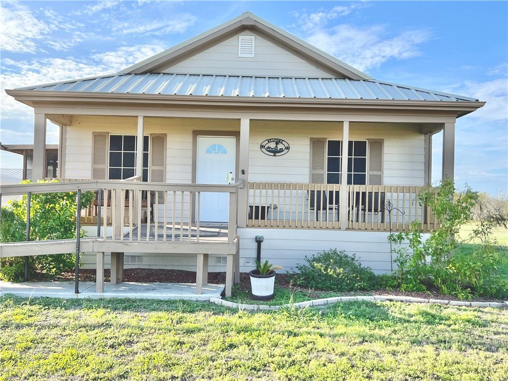 153 Boenig Road, Woodsboro, TX 78393 — exterior