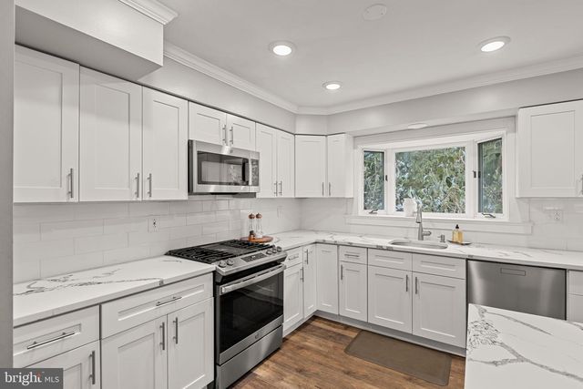237 WATERLOO AVE, Berwyn, PA 19312