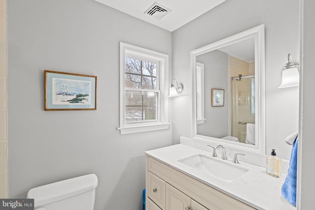 237 WATERLOO AVE, Berwyn, PA 19312