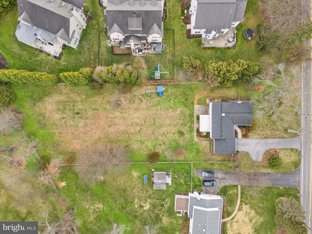 237 WATERLOO AVE, Berwyn, PA 19312