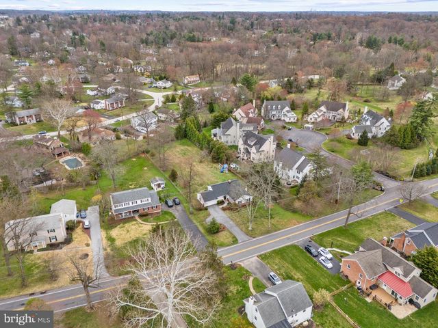 237 WATERLOO AVE, Berwyn, PA 19312