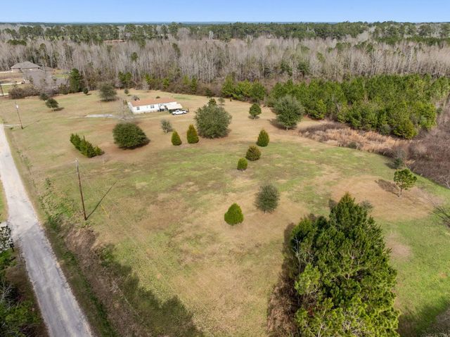 25 A Broome, Sumrall, MS 39482
