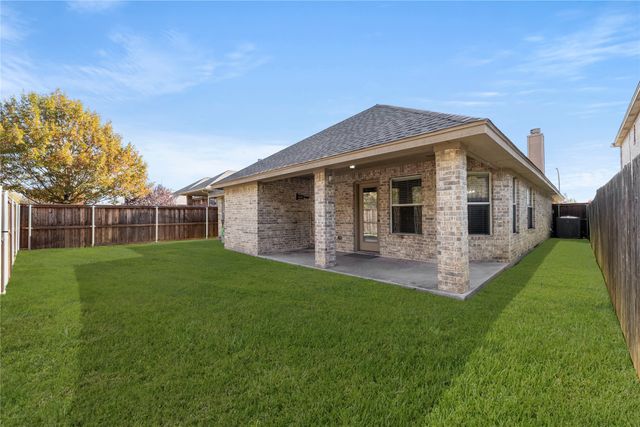 8245 Edgepoint Trail, Fort Worth, TX 76053