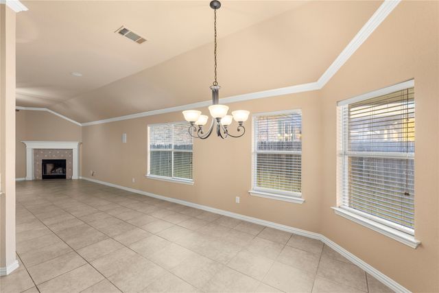 8245 Edgepoint Trail, Fort Worth, TX 76053