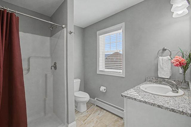 60 Old Academy St Unit 101, Fairfax, VT 05454