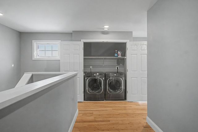 60 Old Academy St Unit 101, Fairfax, VT 05454