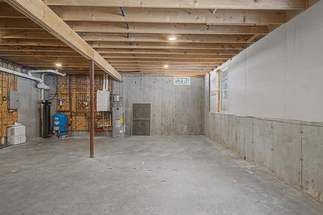 60 Old Academy St Unit 101, Fairfax, VT 05454