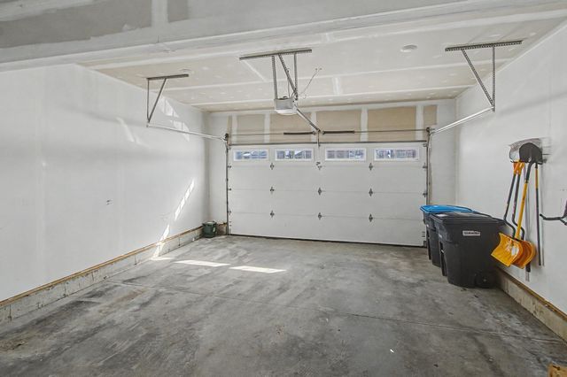 60 Old Academy St Unit 101, Fairfax, VT 05454