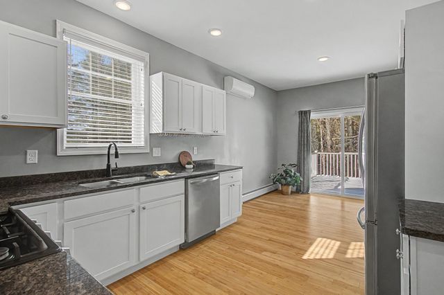 60 Old Academy St Unit 101, Fairfax, VT 05454