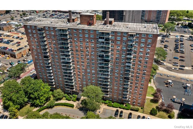 880 Boynton Avenue 4L, Bronx, NY 10473
