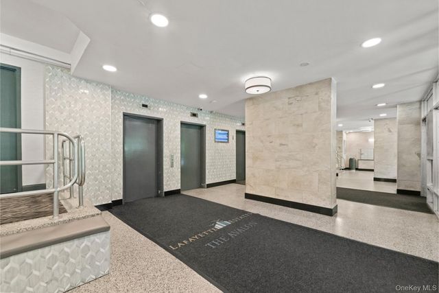 880 Boynton Avenue 4L, Bronx, NY 10473