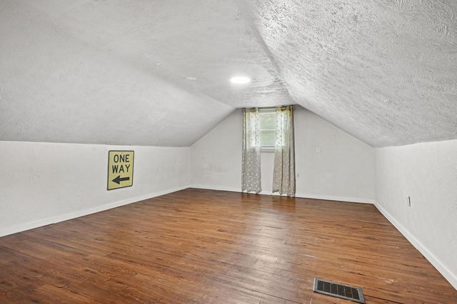 901 Bryant Street, Kalamazoo, MI 49001