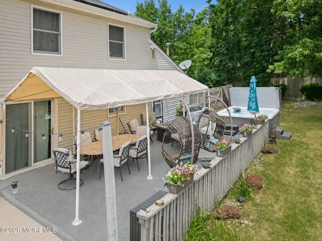 28 Maypink Lane, Howell, NJ 07731