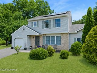 28 Maypink Lane, Howell, NJ 07731