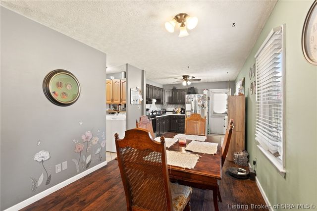 812 Springdale Drive, Jeffersonville, IN 47130
