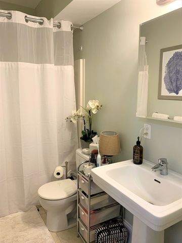 361 West Broadway 3, Boston, MA 02127