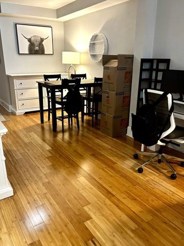 361 West Broadway 3, Boston, MA 02127