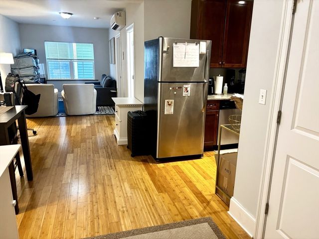 361 West Broadway 3, Boston, MA 02127