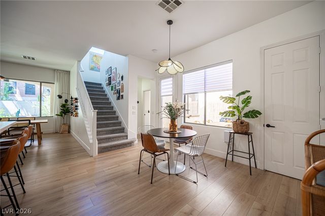 331 Dartmouth Hills Street, Las Vegas, NV 89138