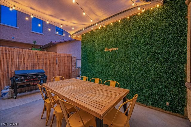 331 Dartmouth Hills Street, Las Vegas, NV 89138