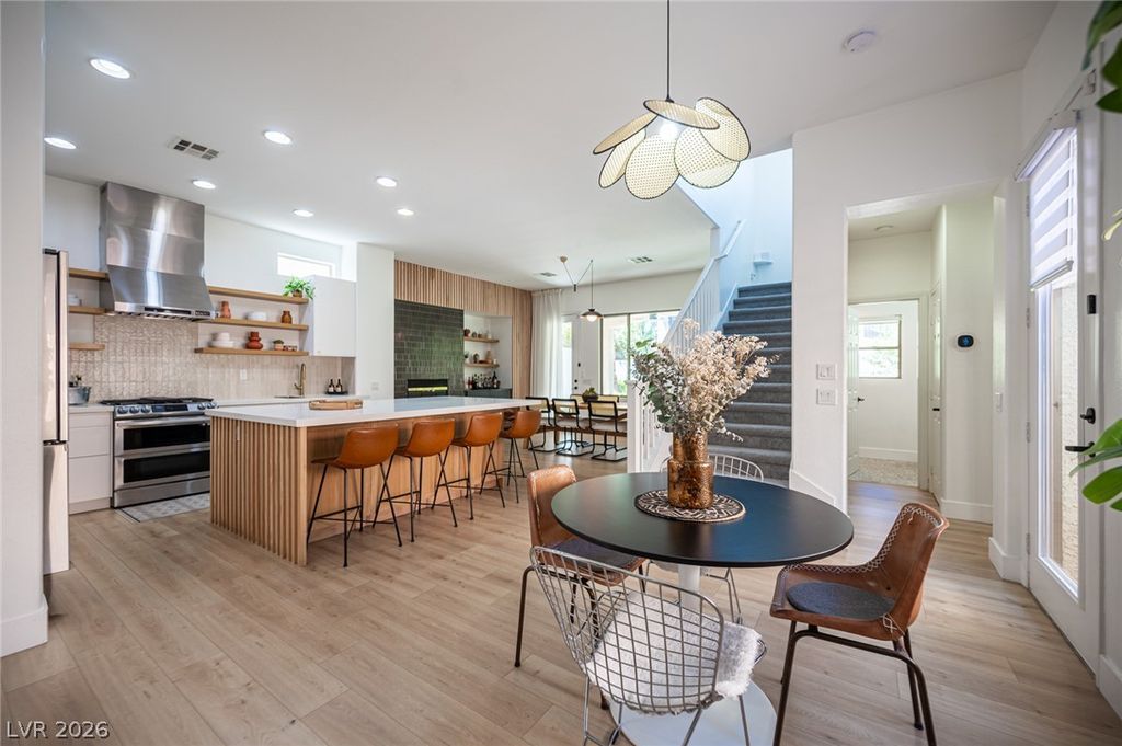 331 Dartmouth Hills Street, Las Vegas, NV 89138